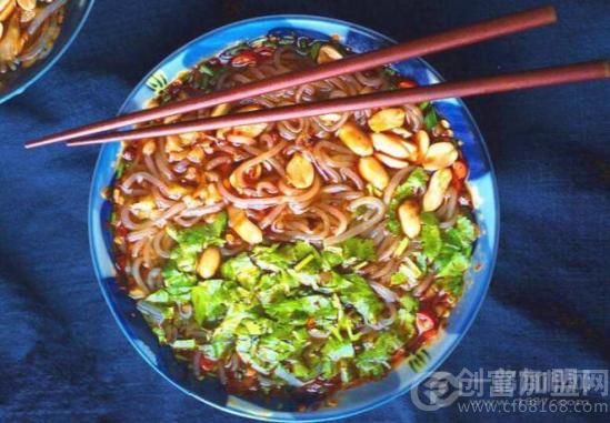 小涛总酸辣粉