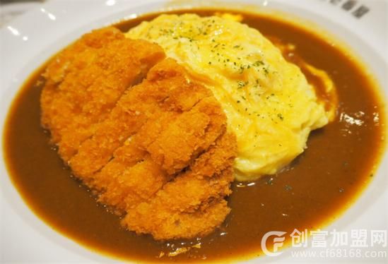 酱津津咖喱蛋包饭