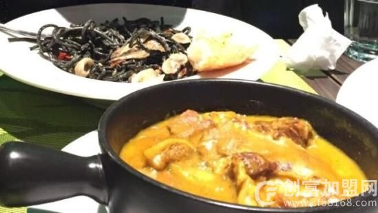 华辉港式茶餐厅