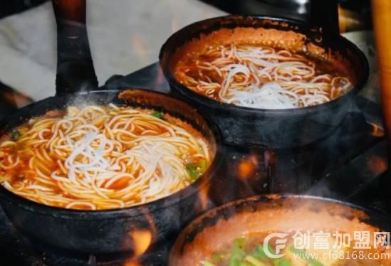 云南小锅米线