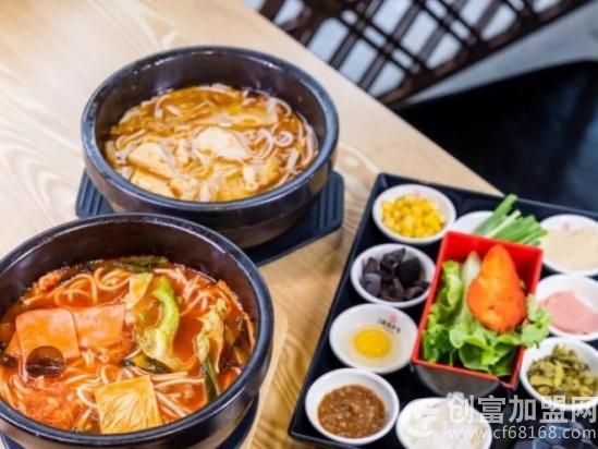 云石林过桥米线