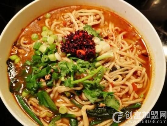 三千吼小锅米线