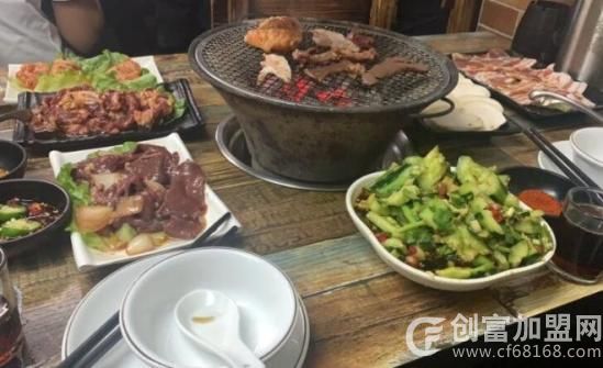 燚青春东北泥炉烤肉