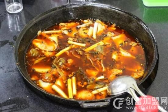 红油鱼火锅