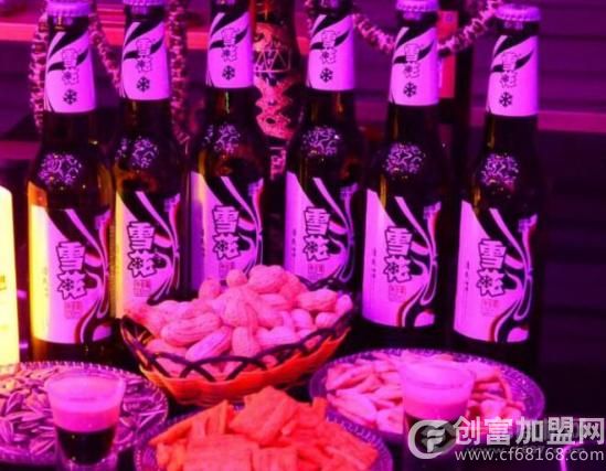 酒点半音乐餐吧