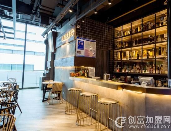 鲸酿师小酒馆