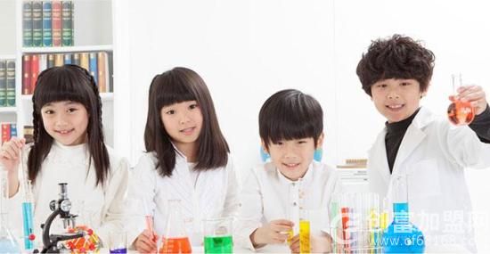 伟才幼儿园