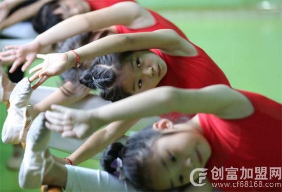 儿童艺校
