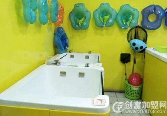 爱乐童婴幼儿游泳馆