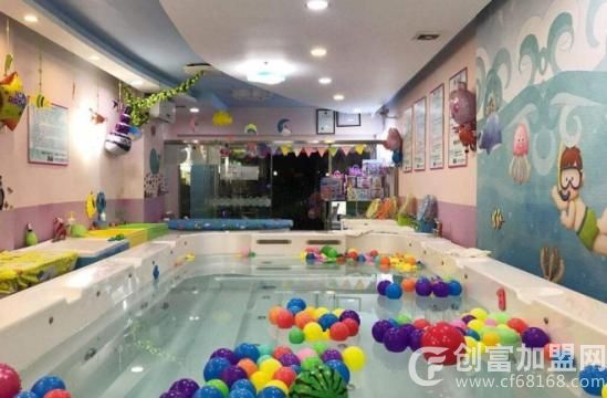 婴幼儿洗澡游泳馆