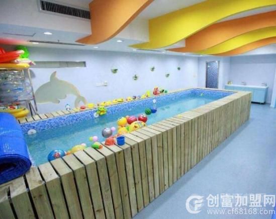小海豚游泳馆
