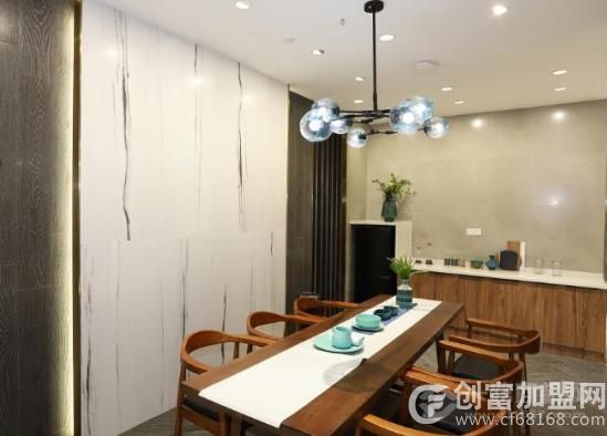 蓝珀瓷砖