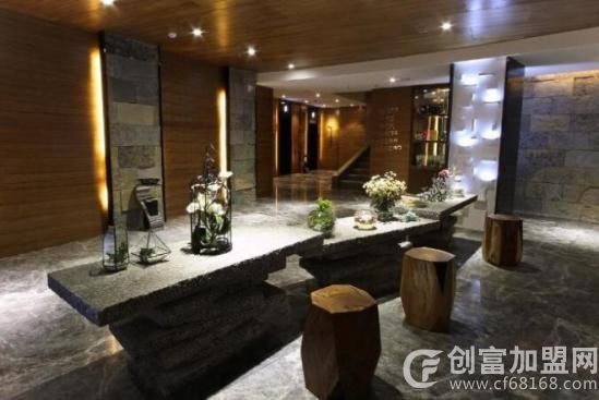 云蔓酒店