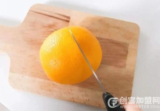 5个橙子自动榨汁贩卖机